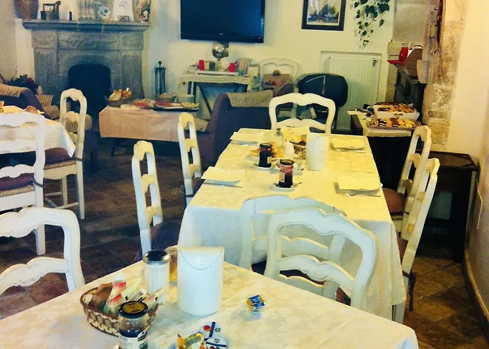 Archi Del Sole & San Rocco 3* Пескокостанцо