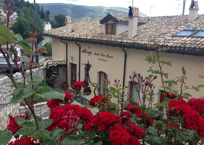 Archi Del Sole & San Rocco Отель Пескокостанцо