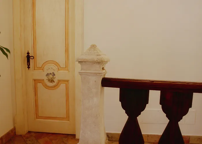 Archi Del Sole & San Rocco Отель