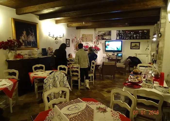 호텔 Archi Del Sole & San Rocco 3*