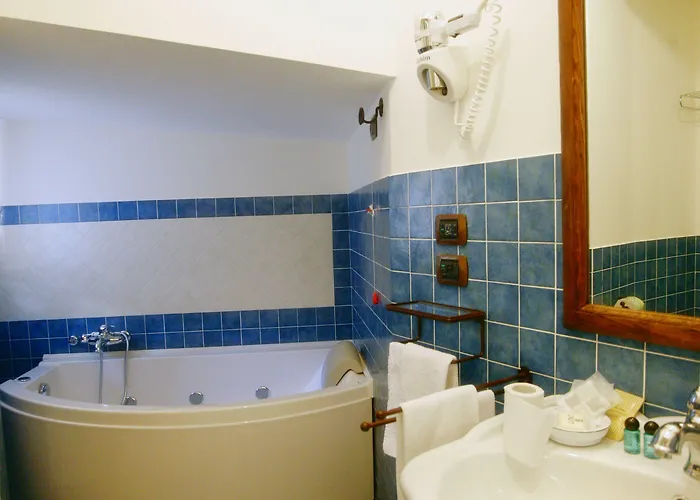 Отель Archi Del Sole & San Rocco Пескокостанцо